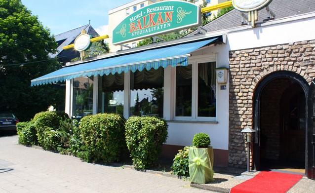 Hotel Restaurant Balkan Trier Exteriör bild
